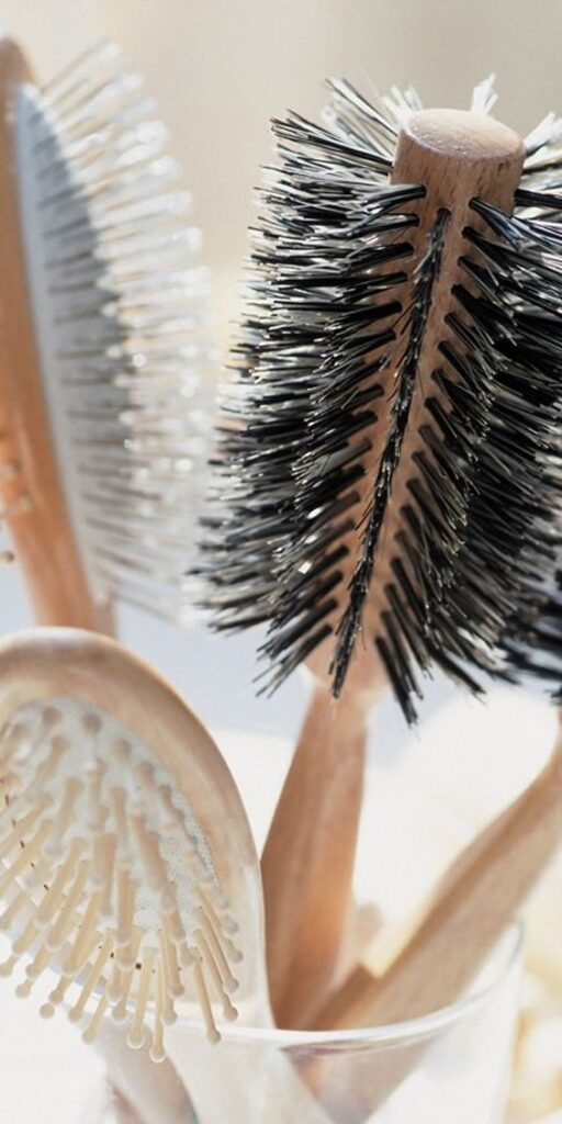 Hair Brushes and Using Them Based on Hair Type