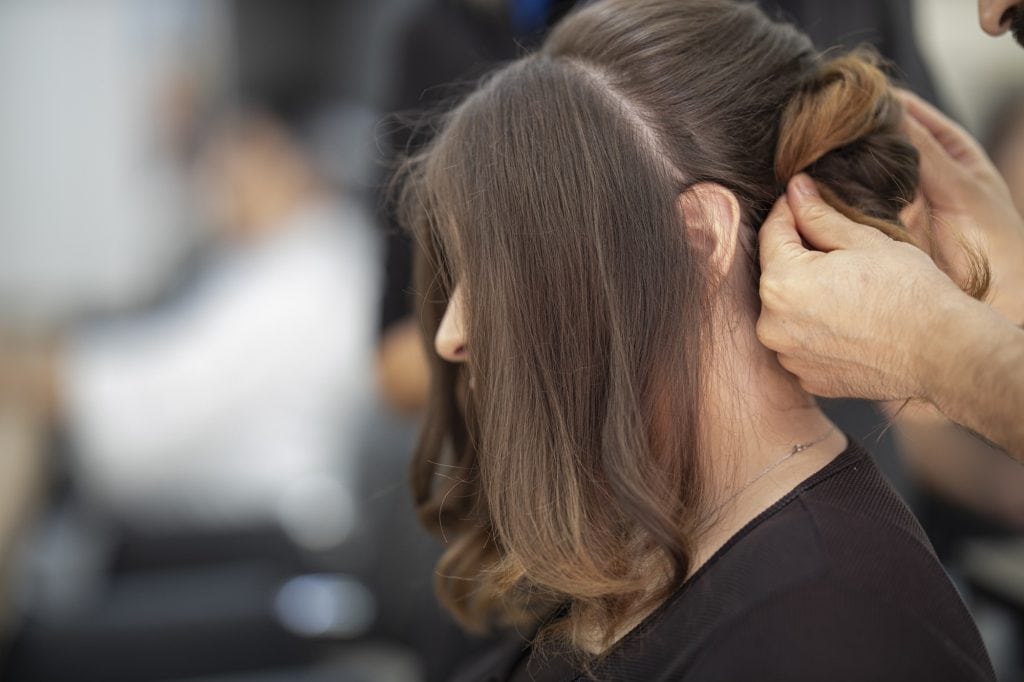 Complete This 5 Steps Hair Guide Before Go to a Beach and Pool 1 5 steps hair guide