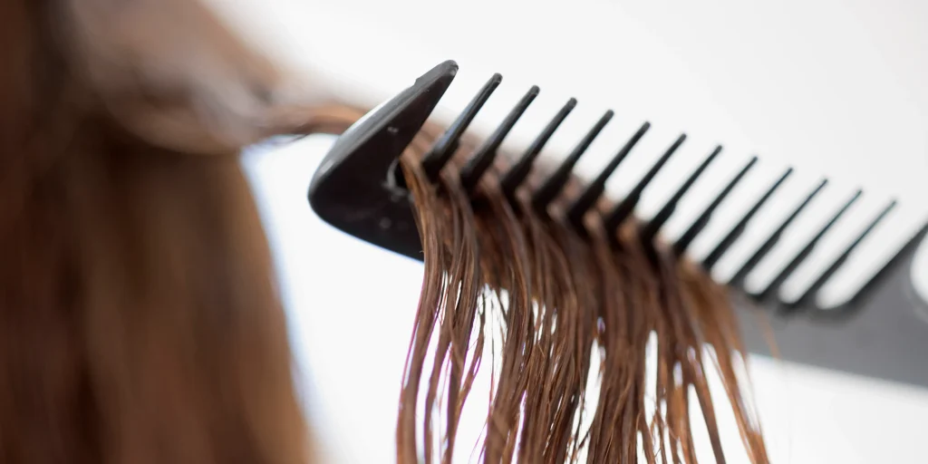 Oily Hair: 7 Tips On How To Fix It 1 Fix Oily Hair with Magic Sleek